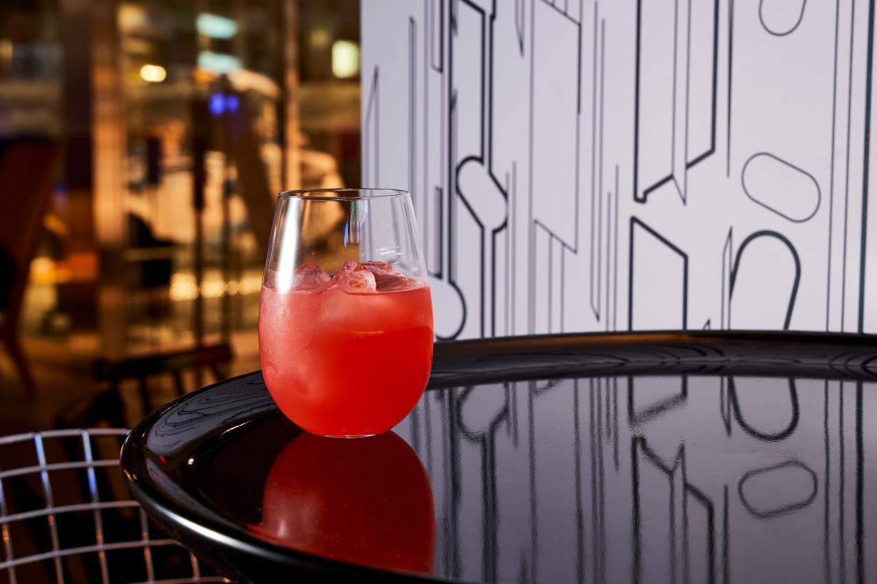 Aloft Osaka Dojima Hotel Exterior photo